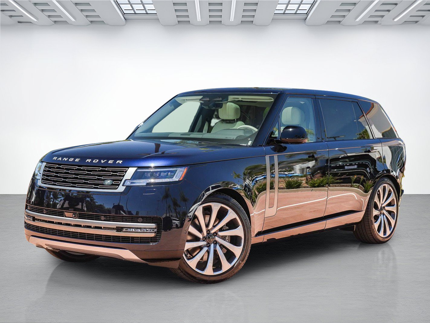 New 2026 Land Rover Range Rover Long Wheelbase SE AWD/4WD image 1