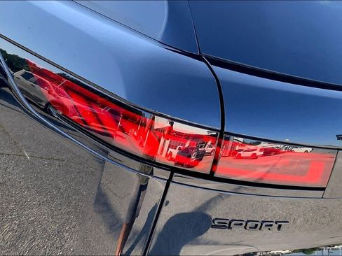 Used 2024 Land Rover Range Rover Sport SE AWD/4WD image 27