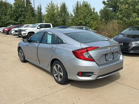 Used 2019 Honda Civic LX image 4