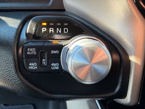 Used 2019 RAM 1500 Laramie AWD/4WD image 47