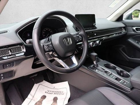 Used 2024 Honda Civic EX-L image 10