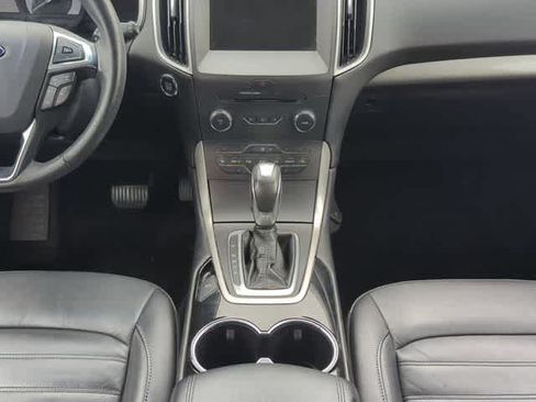 Used 2017 Ford Edge SEL w/ Equipment Group 201A FWD image 26