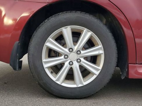 Used 2010 Subaru Legacy 2.5i Premium image 5