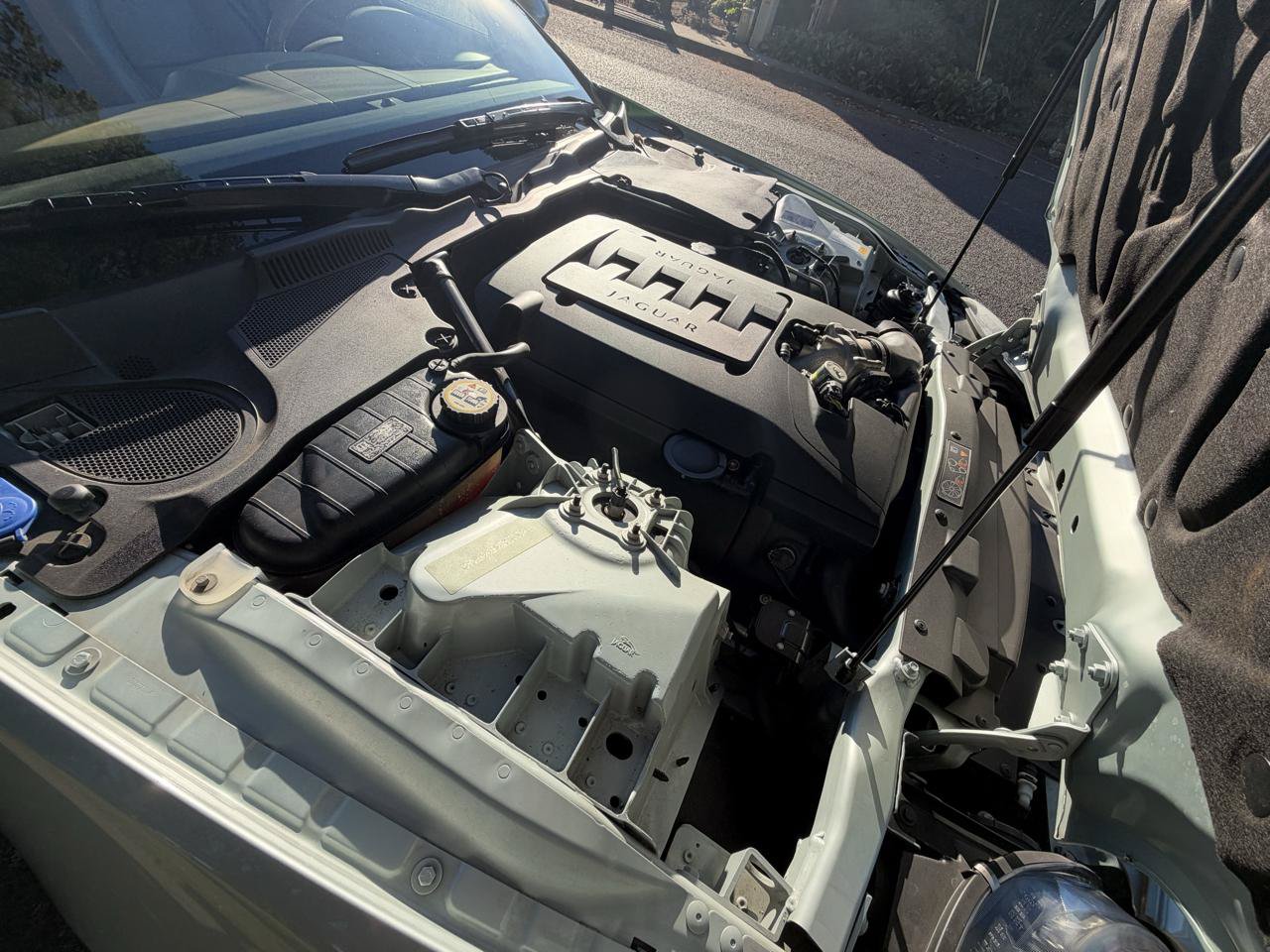 Used 2008 Jaguar XK Coupe RWD image 18