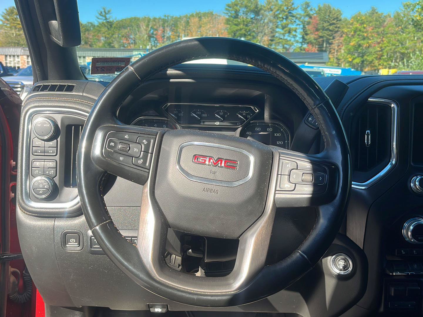 Used 2023 GMC Sierra 2500 AT4 w/ AT4 Preferred Package AWD/4WD image 16