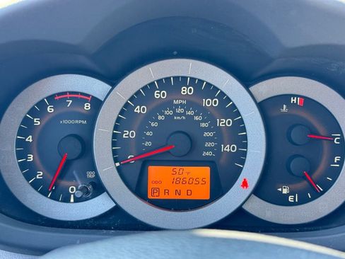 Used 2011 Toyota RAV4 Limited w/ Limited Extra Value Pkg AWD/4WD image 26