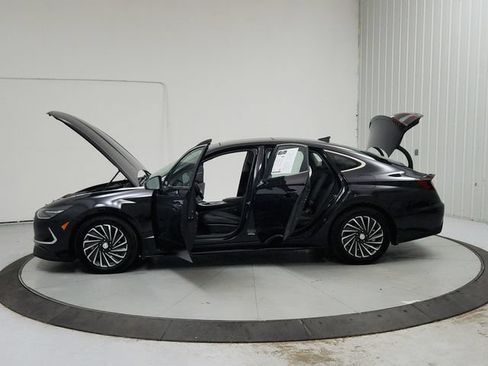Used 2023 Hyundai Sonata Limited FWD image 12
