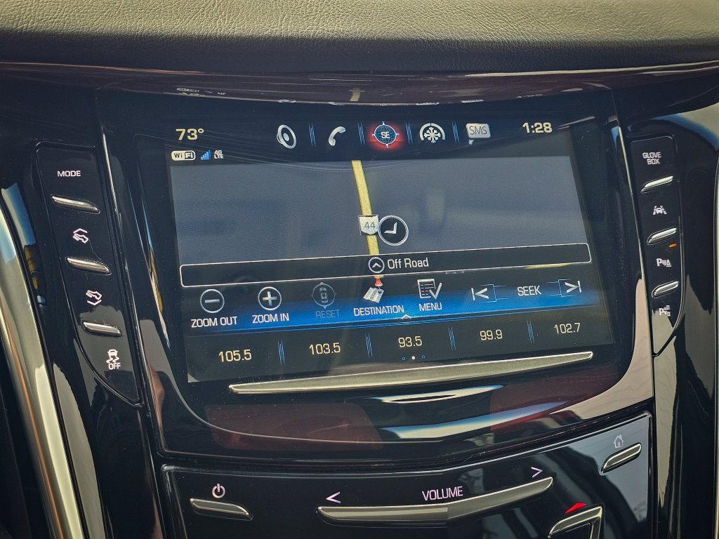 Used 2020 Cadillac Escalade Luxury w/ Escalade Sport Edition RWD image 27