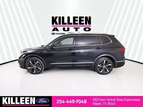 Used 2022 Volkswagen Tiguan SEL R-Line AWD/4WD image 4