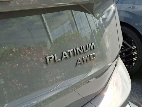 New 2026 Nissan Rogue Platinum w/ Platinum Premium Package AWD/4WD image 6