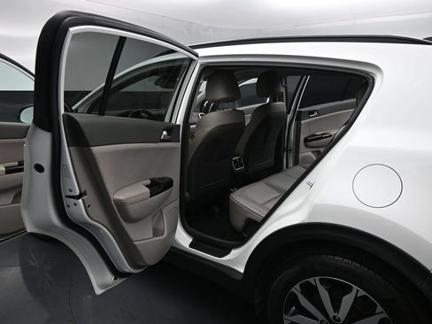 Used 2018 Kia Sportage EX w/ EX Technology Package FWD image 20