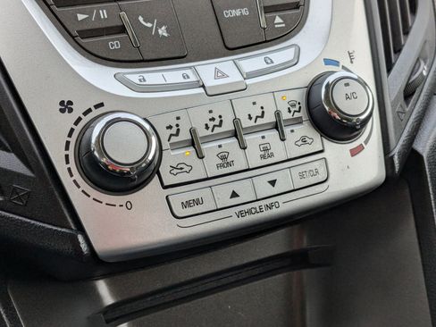 Used 2012 Chevrolet Equinox LS image 17