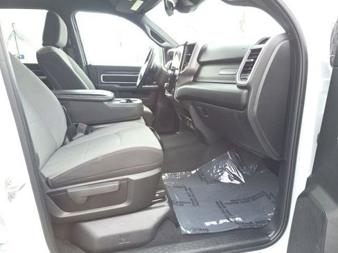 Used 2024 RAM 2500 Big Horn w/ Safety Group image 50