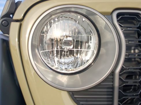 New 2025 Jeep Wrangler Sport S image 21