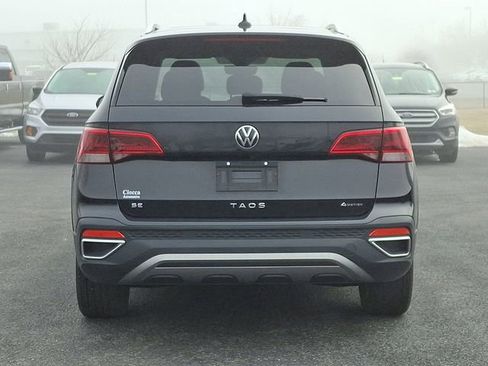 Used 2022 Volkswagen Taos SE image 8