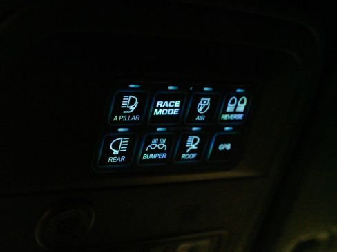 Used 2022 Ford Bronco Wildtrak AWD/4WD image 14