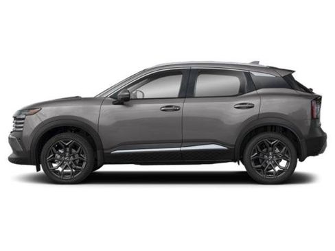 New 2026 Nissan Kicks SR w/ SR Premium Package AWD/4WD image 6