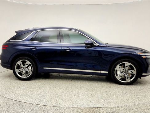 Used 2025 Genesis Electrified GV70 w/ Prestige Package AWD/4WD image 4