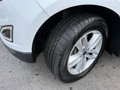 Used 2017 Ford Edge SEL image 11