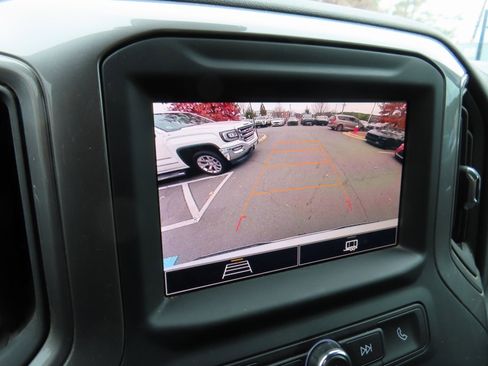 Used 2022 Chevrolet Silverado 1500 Custom image 24