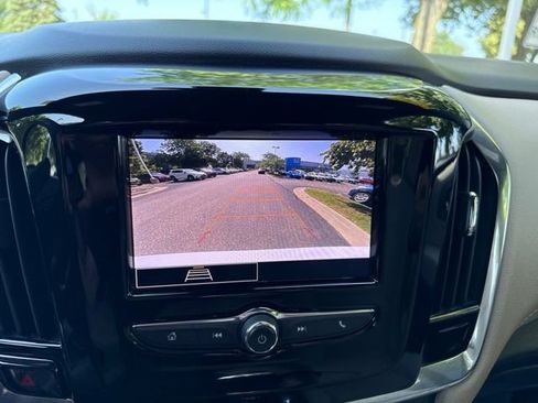 Used 2022 Chevrolet Traverse LS w/ Midnight/Sport Edition FWD image 26