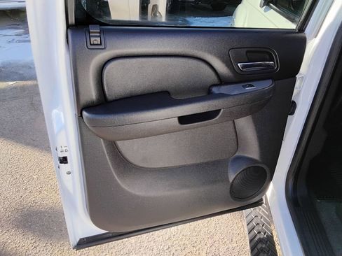 Used 2010 Chevrolet Avalanche LT w/ Luxury Package image 19