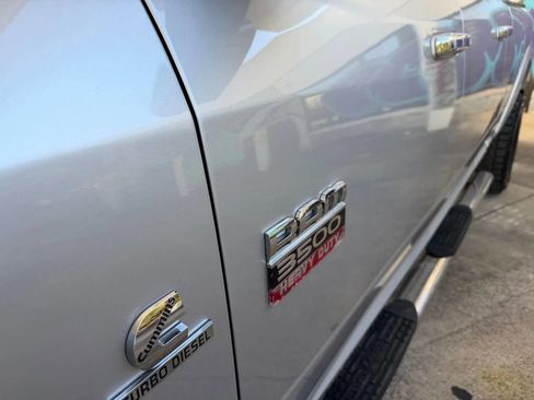 Used 2011 RAM 3500 Laramie w/ Cold Weather Group image 11