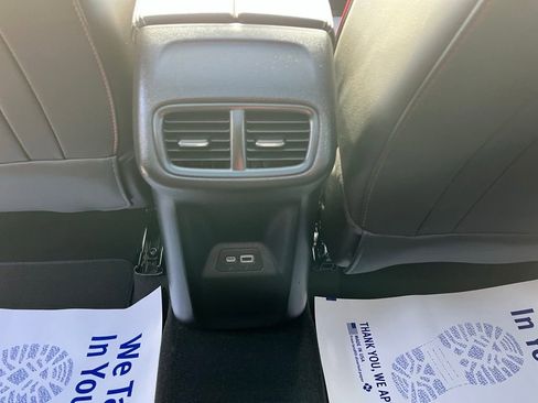 Used 2022 Buick Envision Essence w/ Sport Touring Package image 26