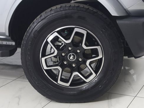 Used 2022 Ford Bronco Outer Banks image 15