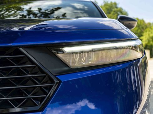 Used 2025 Honda Accord Sport image 11