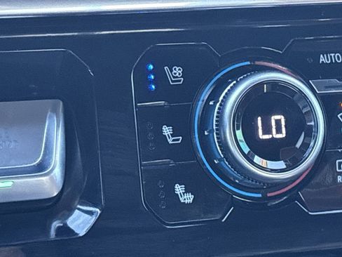 Used 2024 GMC Sierra 2500 Denali Ultimate w/ Max Trailering Package image 25