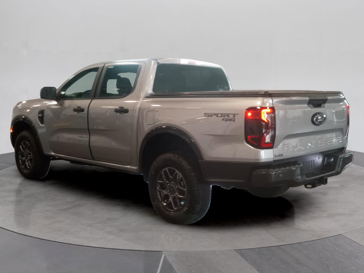 Used 2024 Ford Ranger XLT w/ Equipment Group 301A High AWD/4WD image 3