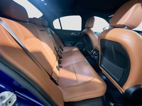 Used 2022 Alfa Romeo Giulia Ti image 21