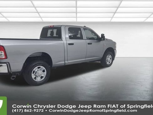 Used 2024 RAM 2500 Tradesman w/ Chrome Appearance Group image 15