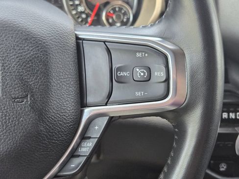 Used 2024 RAM 1500 Laramie RWD image 28