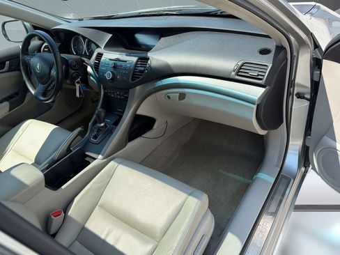 Used 2010 Acura TSX V6 Sedan FWD image 30