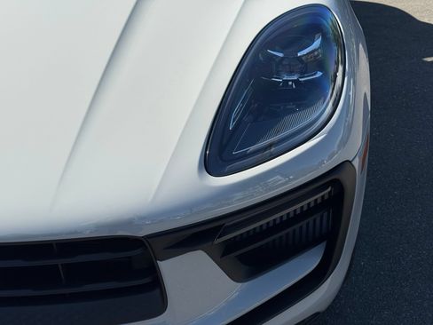 Used 2026 Porsche Macan S AWD/4WD image 11
