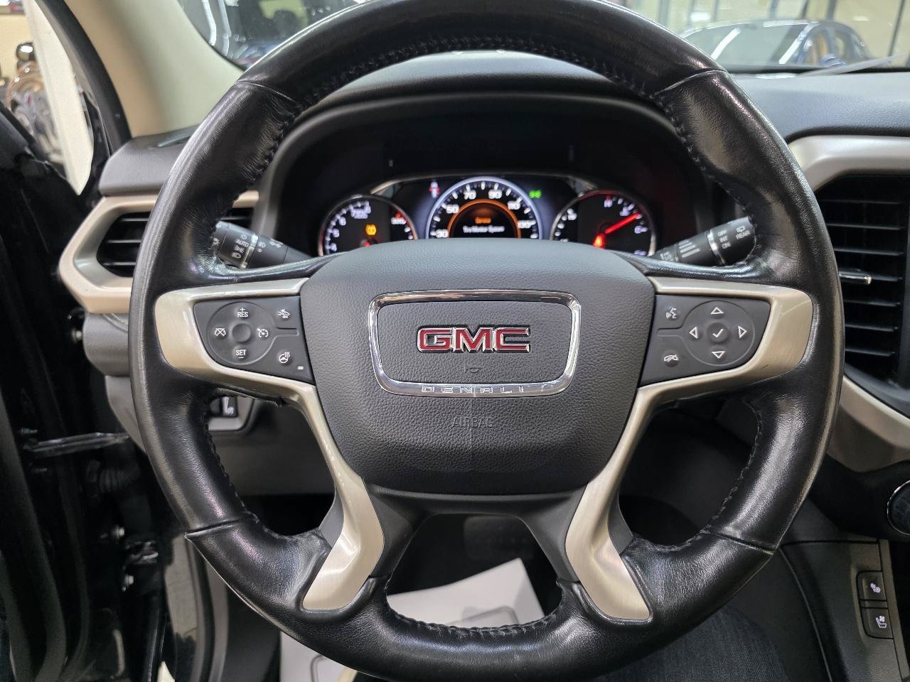 Used 2017 GMC Acadia Denali AWD/4WD image 31