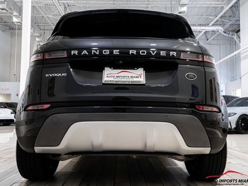 Used 2022 Land Rover Range Rover Evoque SE image 25