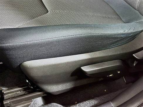 Used 2021 Subaru Crosstrek 2.0i image 17