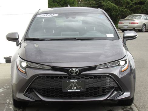 Certified 2021 Toyota Corolla SE FWD image 3