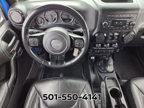 Used 2014 Jeep Wrangler Unlimited Sahara image 13