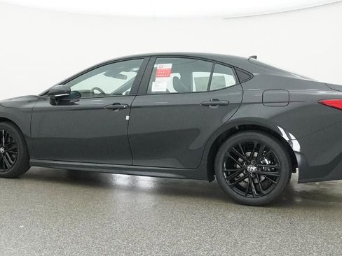 New 2026 Toyota Camry SE FWD image 20