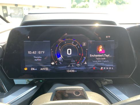 Used 2025 Chevrolet Tahoe RST w/ Advanced Technology Package AWD/4WD image 21