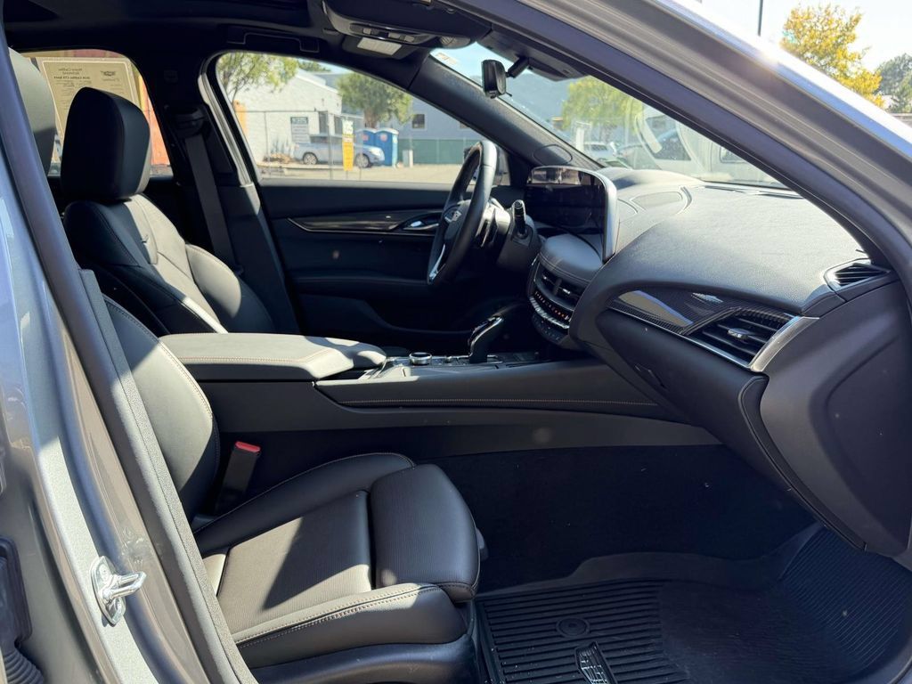 Certified 2026 Cadillac CT5 Sport w/ Technology Package RWD image 10