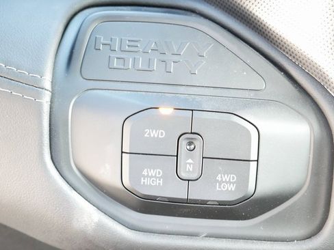 Used 2025 RAM 2500 Limited image 18