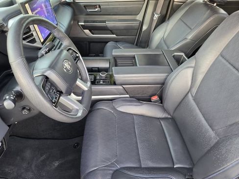 Used 2024 Toyota Tundra Platinum AWD/4WD image 11