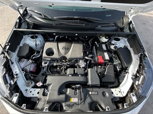 Used 2025 Toyota RAV4 XLE w/ Convenience Package image 30