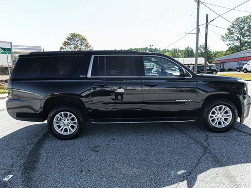 Used 2016 GMC Yukon XL SLE image 11