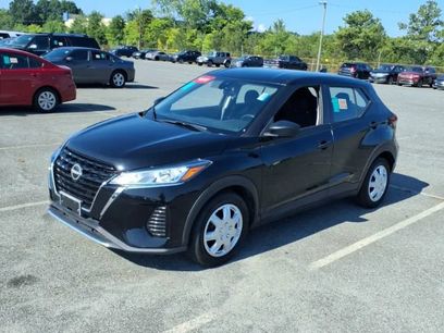 Used 2022 Nissan Kicks S
